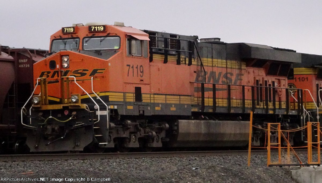 BNSF 7119